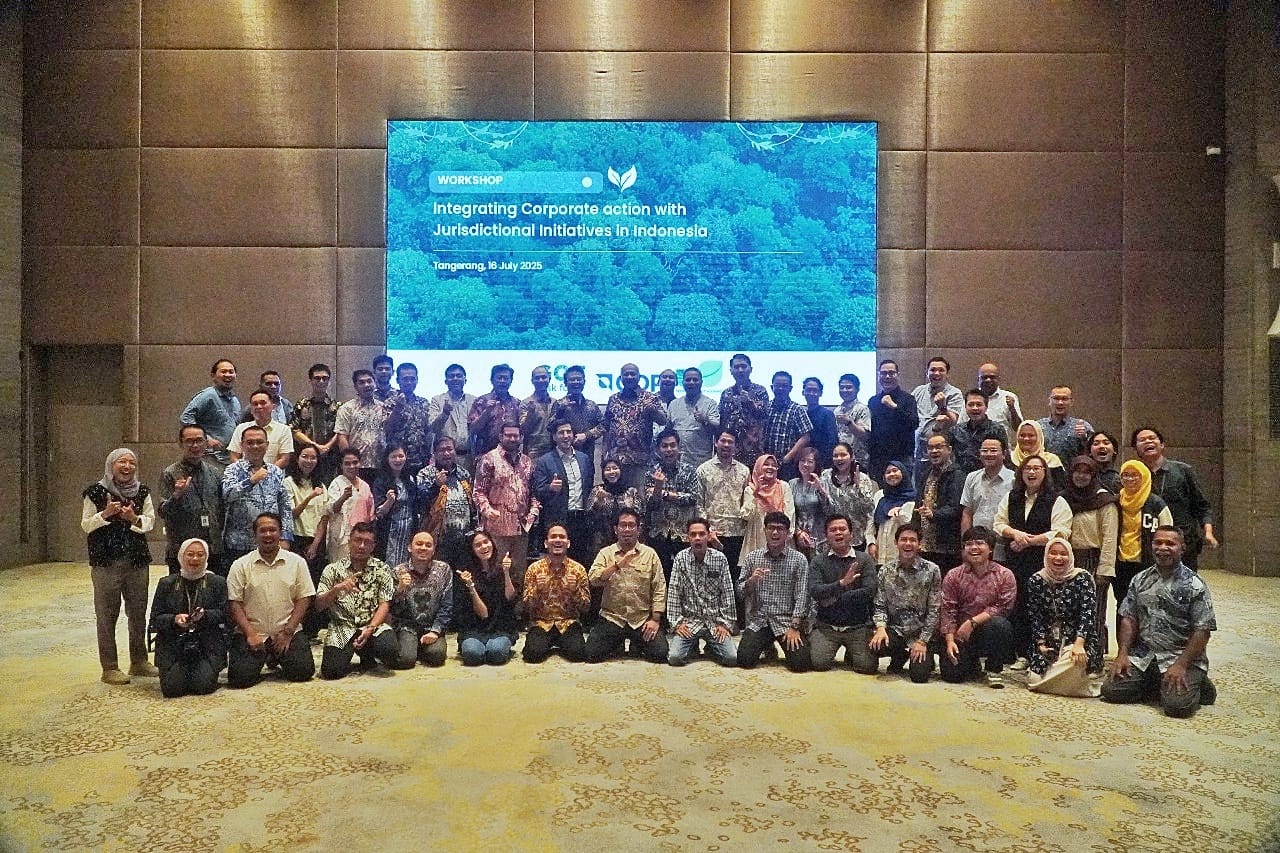 "Peserta workshop "Integrating Corporate Action with Jurisdictional Initiatives in Indonesia" di Tangerang, 16 Juli 2025, membahas sinergi aksi iklim. (Dok. Fakta Nasional)"