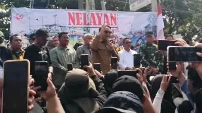 Kawal Demo Nelayan di Alun-Alun Pati, 1.456 Personel Gabungan Diterjunkan Tanpa Senjata Api