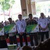 Perkuat Perlindungan Sosial Desa, Pemkab Karanganyar Serahkan Kartu BPJS Ketenagakerjaan bagi 1.400 Pekerja Rentan