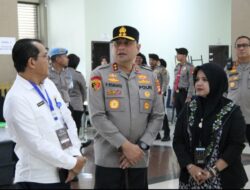 Pasca Putusan MK, Kapolda Kalbar Pantau Langsung Penyandingan Data Perolehan Suara Pemilu 2024 Sekadau 
