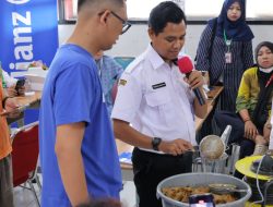 Brilian! Allianz Edukasi Komunitas Sekolah Olah Sampah Organik Jadi Produk Fungsional